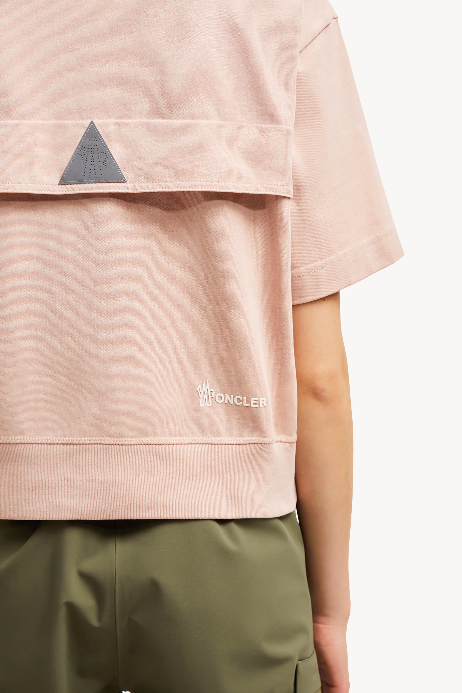 Polo de algodón con parche con logotipo Mujer Rosado claro Moncler 6